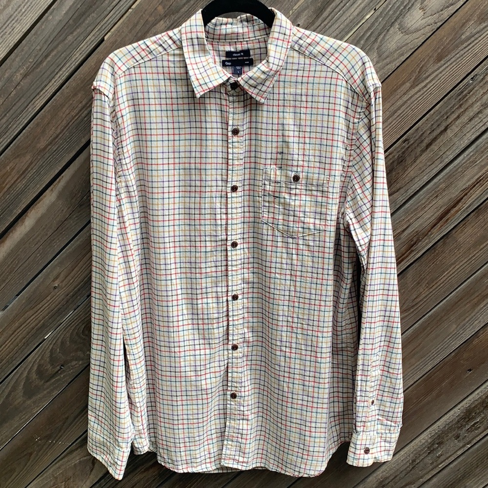 Gap Classic fit Multi Color Plaid 100% Cotton shirt. New!